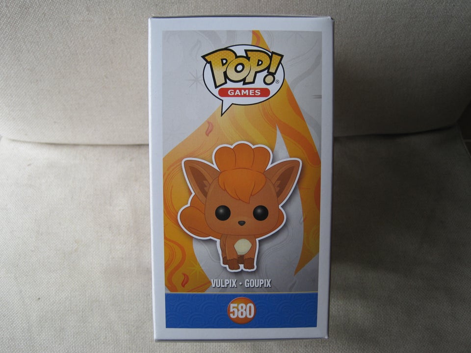 Funko Pop #580 Vulpix Flocked