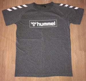 Find Hummel Tshirt - Nordjylland på DBA - køb og salg nyt og brugt