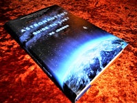Astronautens guide til livet på jorden, Chris Hadfield