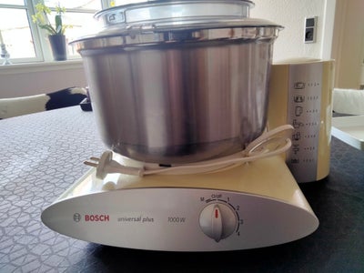 Køkkenmaskine, Bosch, Da min køkkenmaskine opholder sig mest i skabet, skal den nu have ny ejer.

De