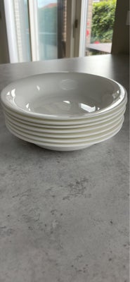 Porcelæn, Dyb tallerken , Rosendahl, 7 stk dybe tallerkener fra Rosendahl.

Brugt meget lidt.

Sælge