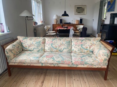 Sofa, flet, 3 pers., Flot vintage sofa i fransk flet. Der er et par pletter på betrækket, men det ka