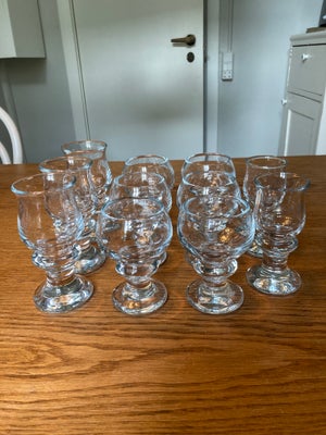Glas, Glas , Holmegaard Tivoli, Holmegaard Tivoli

Tre sherryglas. Højde 12 cm.
Seks cognacglas. Høj