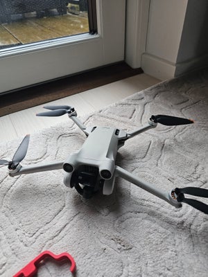 Drone, DJI Mini 3 Pro, Hejsa

Jeg sælger min trofaste mini 3 pro med RC REMOTE (den med skærm i), de