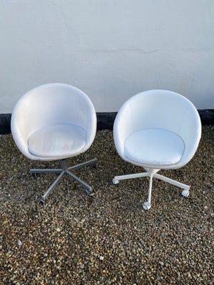 Andet, Ikea, skrivebords stol Skruvsta (50402995) i hvid kunstlæder. 2 stk. en med hvidt understel o
