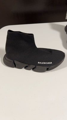 Kondisko, str. 42, Helt nye sko, købt i Tyrkiet. Balenciaga