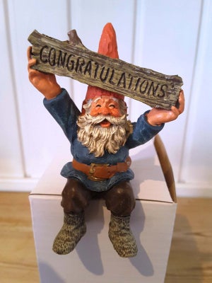 gnomes, nisser, rien poortvliet, 320803 "Congratulations"

”Gnome-Isms Gnome” / hyldenisse

Højde 9 