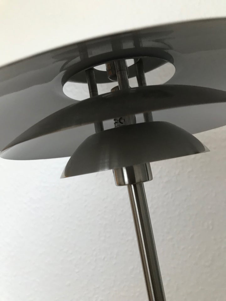 Standerlampe