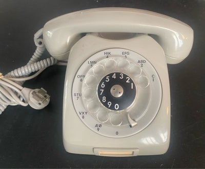 Andet mærke Kirk F68 , God, Retro - bordtelefon - telefon til børn og børnebørn

Søgeord
Retro
Vinta
