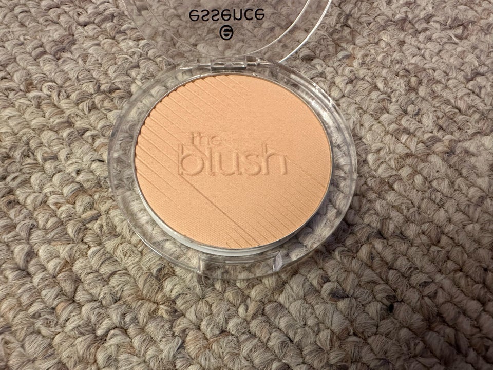 Makeup, Blush, Essence