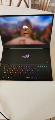 Asus Zephyrus S17 GX701, i7-9750H Processor 2.6 GHz GHz, 16 GB ram, 512GB PCIe® 3.0 NVMe™ M.2 SSD GB