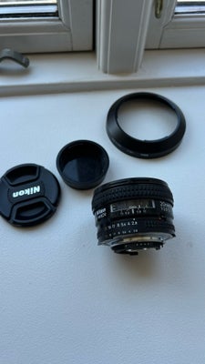 Nikon, 20mm f/2.8 AF, Perfekt, Sælges da jeg ikke bruger nikonkamera mere. 

Kan hentes på vesterbro