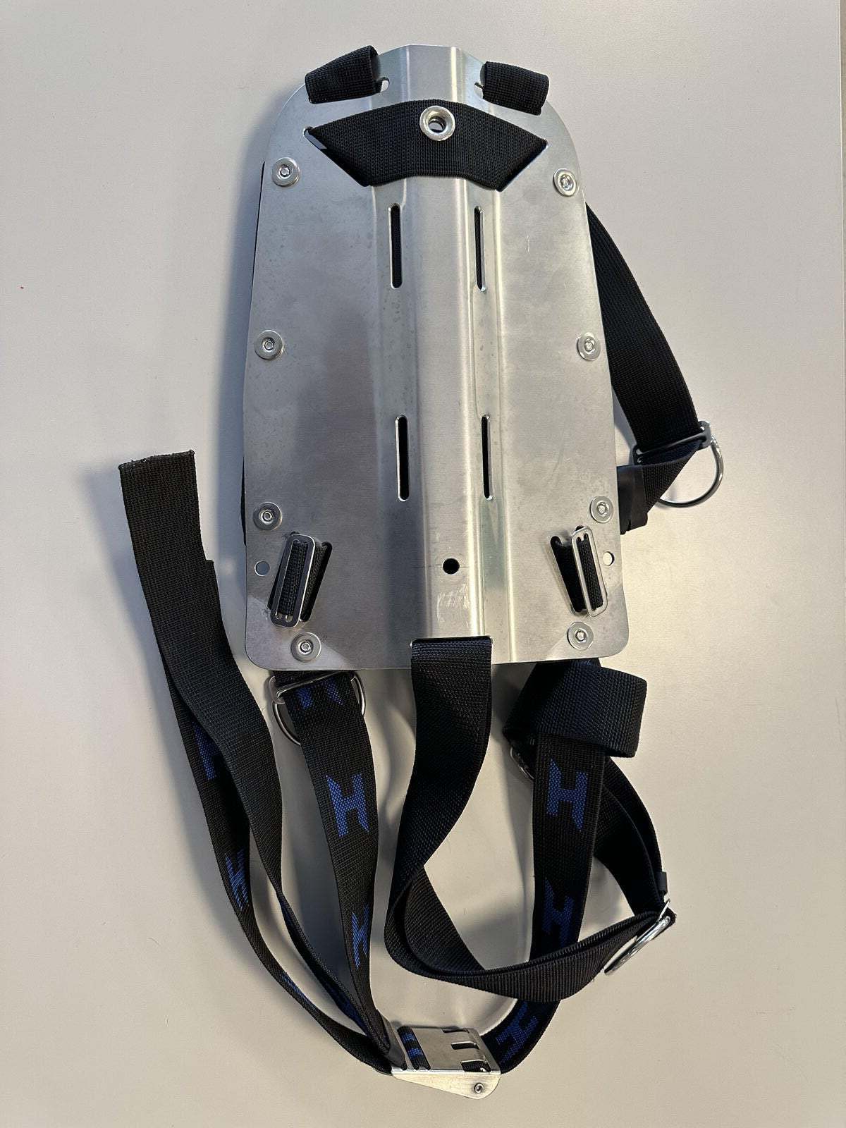 Halcyon Bagplade med One-piece harness og MC Storage lomme