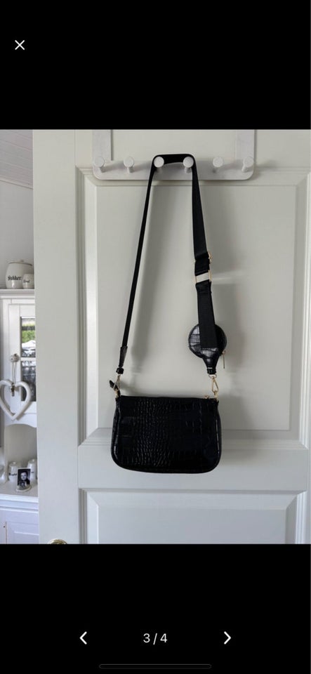 Crossbody, Ukendt