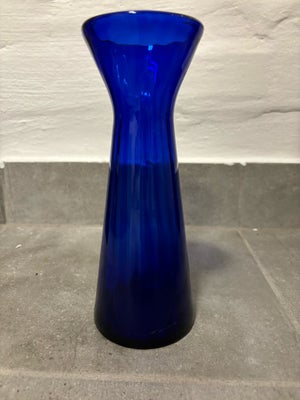 Vase, Hyacintglas, Holmegaard, Har en lille ridse (se billede). Ca 21 cm høj.
