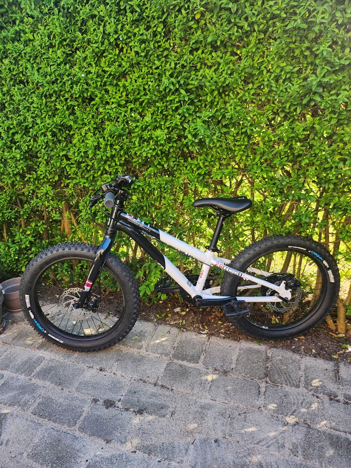 Commencal Ramones 20", hardtail, 20" tommer