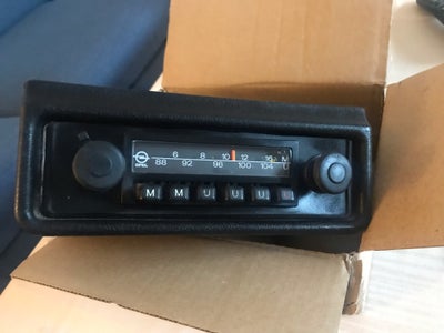 Radio, Vintage Opel radio
12 volt
Virker
Drejeknapper skal udskiftes

Blaupunkt højttaler

