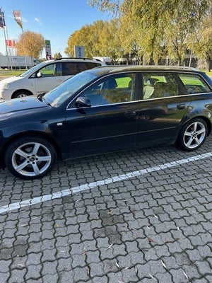 Audi A4, 1,9 TDi 115, Diesel, 2008, km 267000, sort, træk, klimaanlæg, ABS, airbag, 4-dørs, st. car.