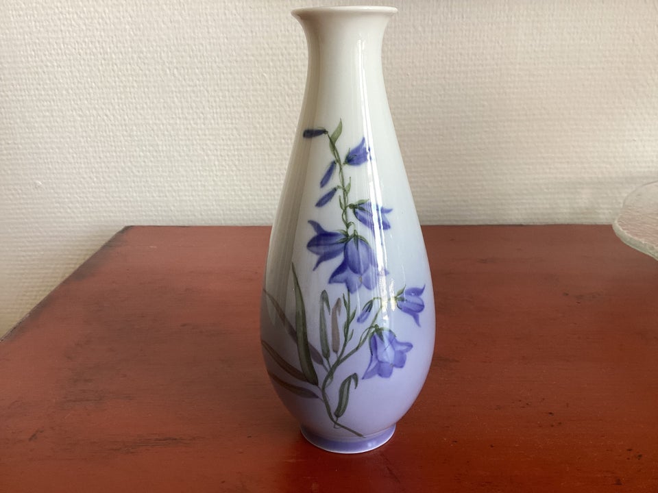 Porcelæn, Vase fra Royal Copenhagen