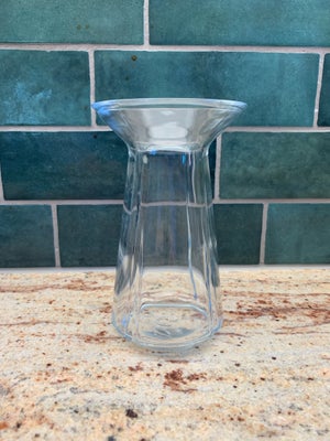 Glas, Vase, Rosendahl, Lille vase fra Rosendahl. 
Fin stand. 
15 cm høj. 