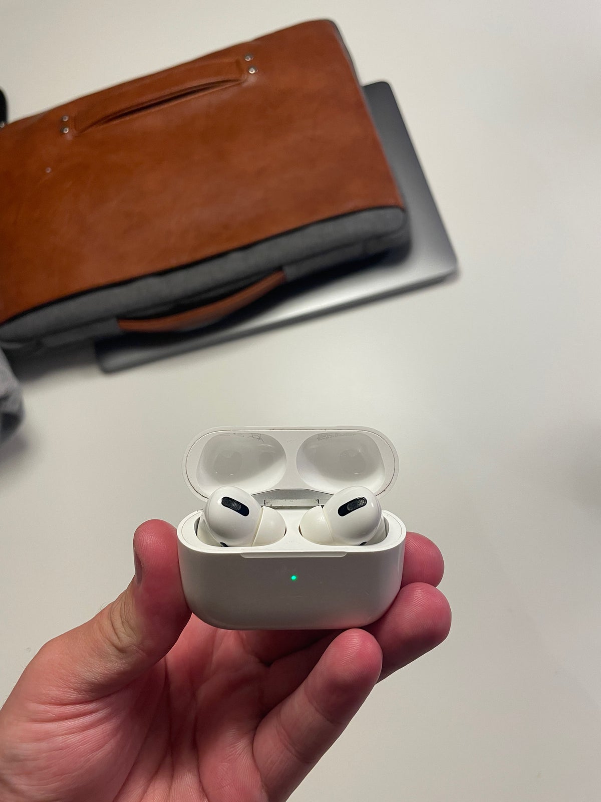 Apple, AirPods pro