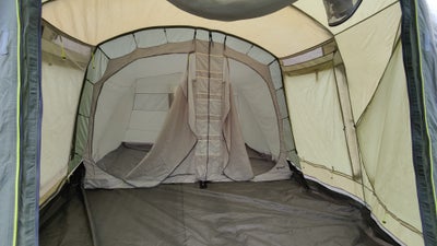 Oakland XL, stort telt perfekt til sommerens festivaler, familiecamping, weekendture m.m. 2 sovekabi
