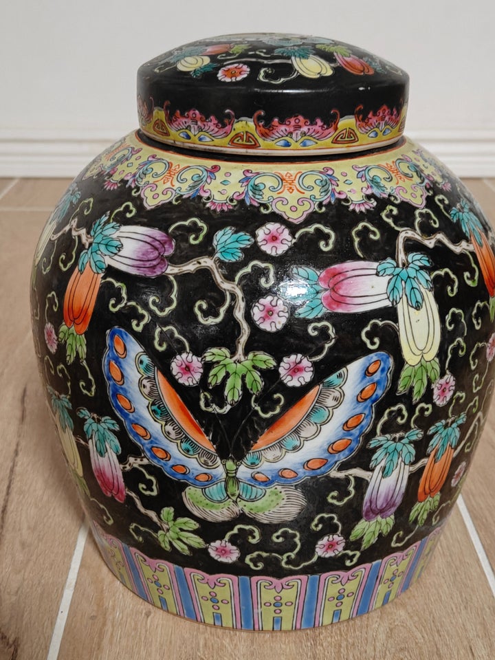 Porcelæn, Kinesisk store lågkrukke