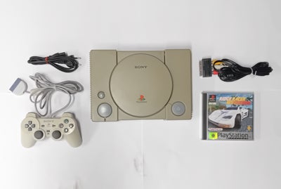 Playstation 1, SCPH-7502, God, Ps1 med kabler, en controller og 1 spil, alt virker som det skal og e