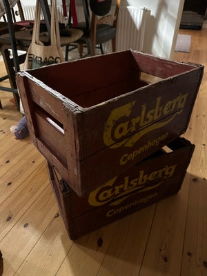 Ølkasse, Carlsberg, Tre af de klassiske, vintage Carlsberg ølkasser.

To brugte, men i fin stand (fø