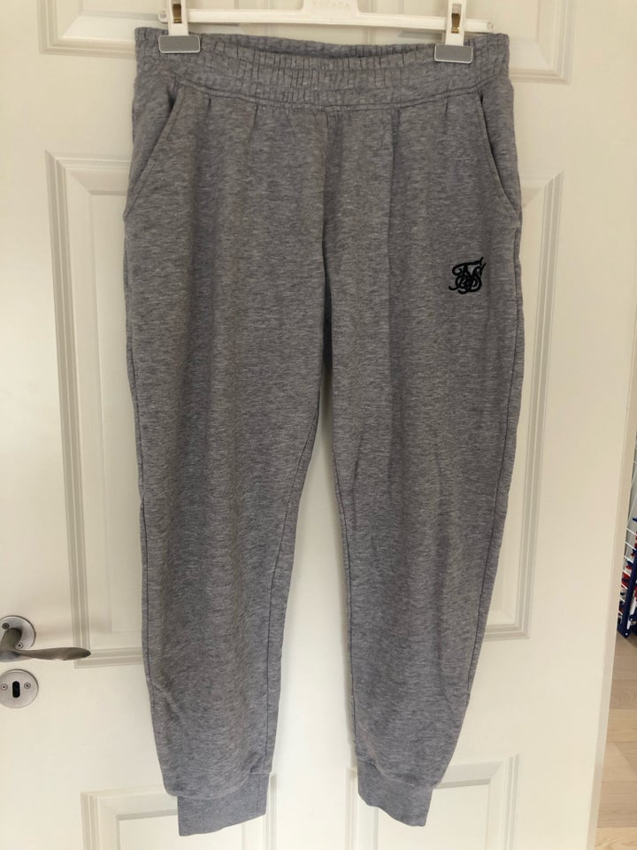 Andet, Siksilk, str. 32