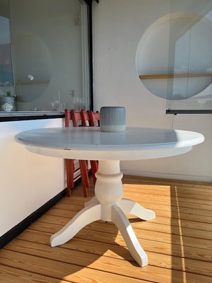 Spisebord, Massivt træ, b: 120 l: 120, Rundt, hvidmalet spisebord på fod. Kan skilles ad i 2 dele. F