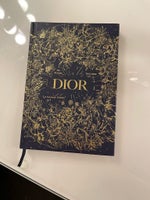 Dior Notesbog