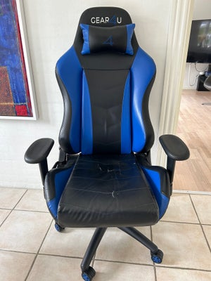 Kontorstol, Gamerstol, Ikkerygerhjem. Desværre slid som på billeder i stoffet. Ellers fungerer den 1