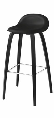 Barstol, Gubi, 4 stk sorte GUBI barstole 
Højde 89 cm  bredde 43 cm  dybde 46 cm  Stolene har  almin