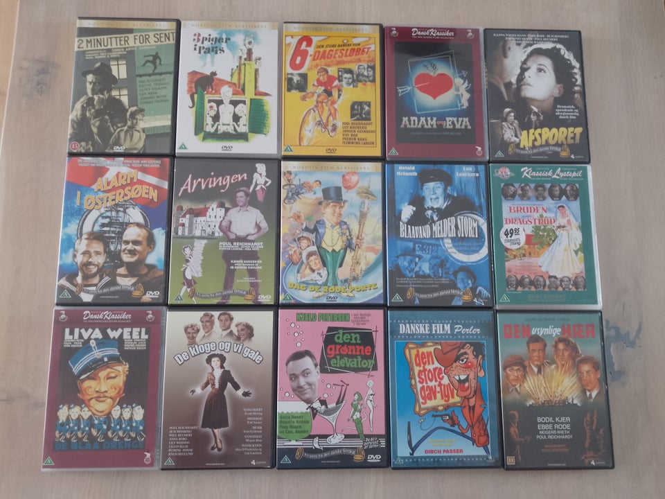 (1 af 2) Stor samling af gamle danske film , DVD, andet