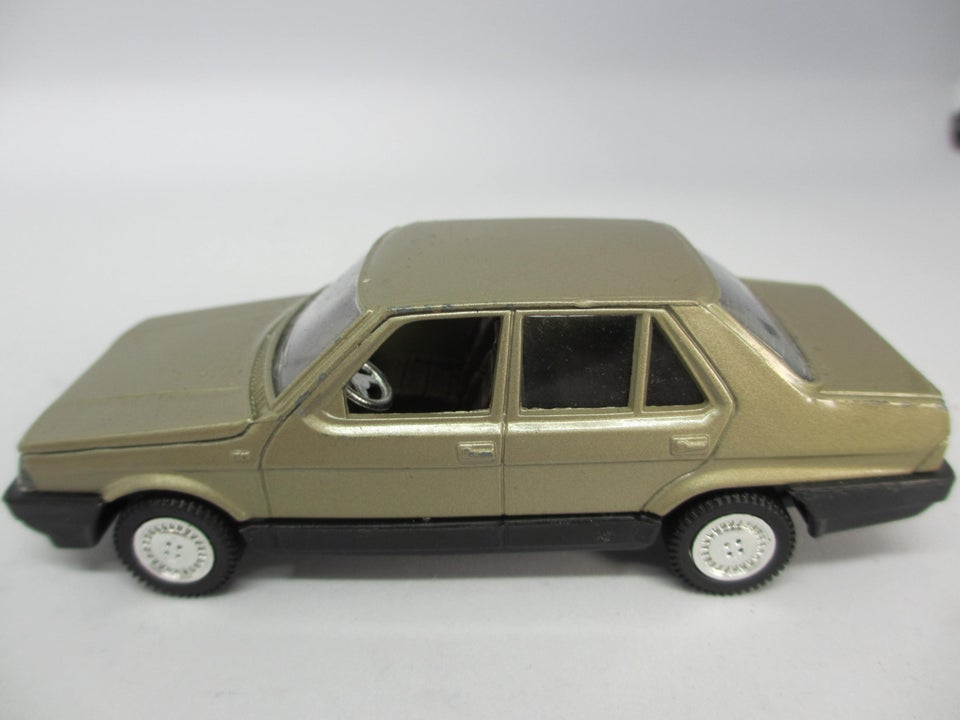 Modelbil, Polistil Fiat Regata,