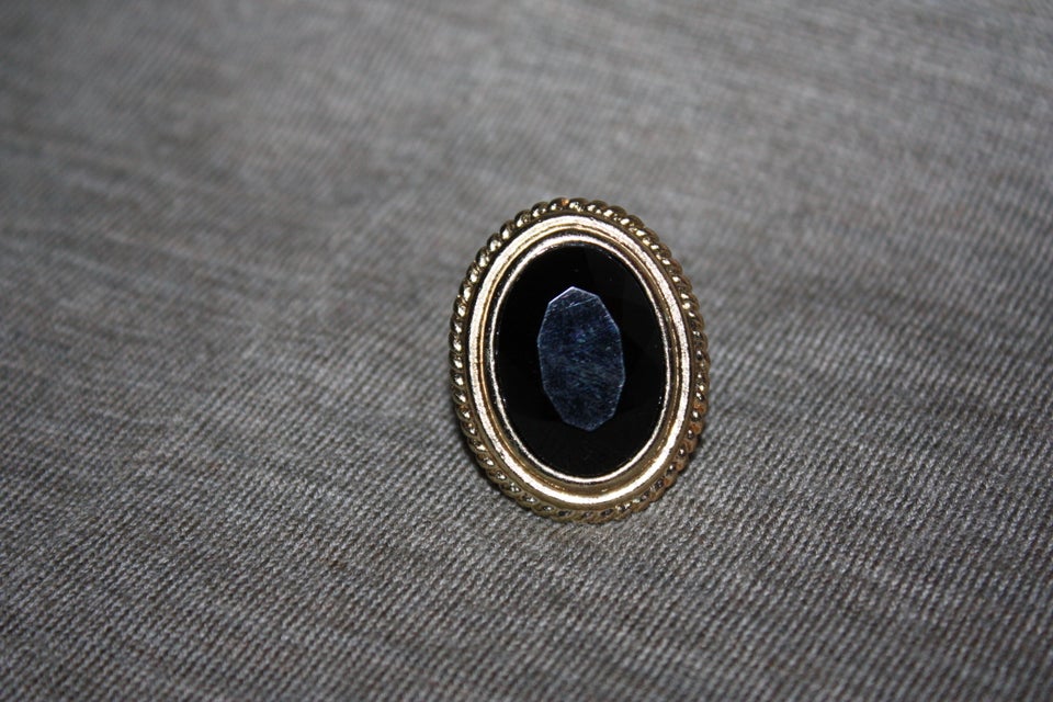 Ring, bijouteri