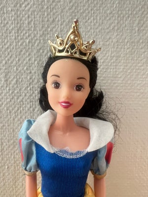 Barbie, Disney prinsesse Snehvide, Snehvide dukke. Se også andre annoncer jeg har sat til salg med b