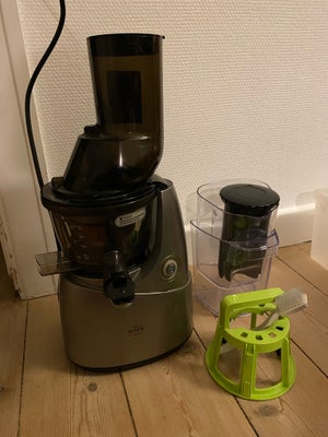 Slowjuicer, Witt by kuvings, Mega god juicer. Fejler ikke noget. 
2-3 år gammel 