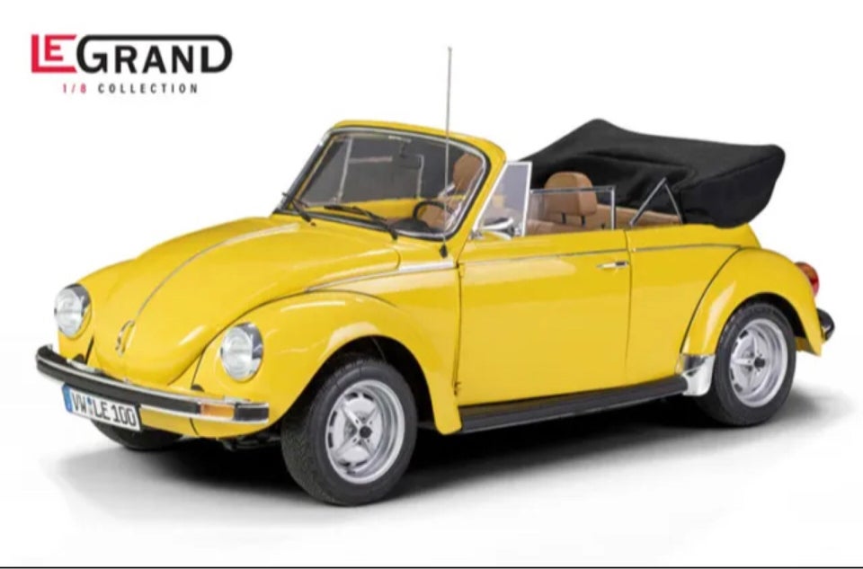 Modelbil, VW Volkswagen Convertible 1303, skala 1/8