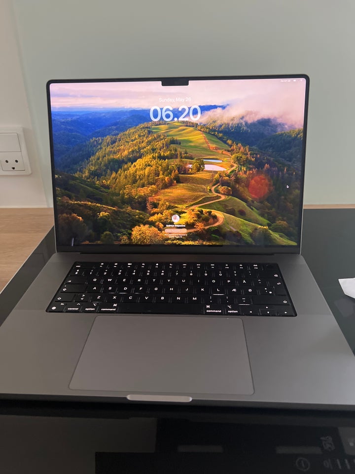 MacBook Pro, Apple Macbook Pro 2021 M1 Pro, 16 inch