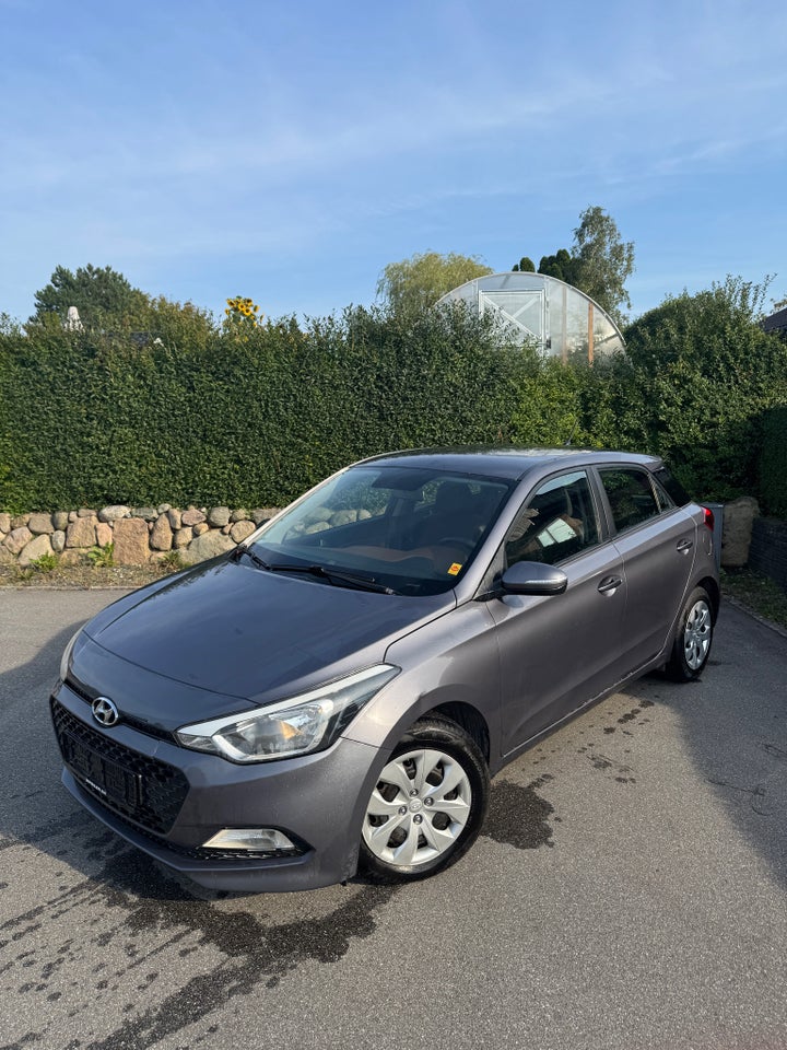 Hyundai i20, 1,25 Go, Benzin