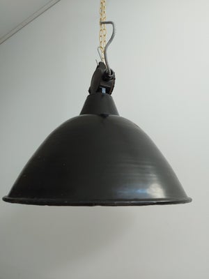 Anden loftslampe, Industri lampe, Super fed gammel industri lampe i sort og hvid emalje. Fungerer pe