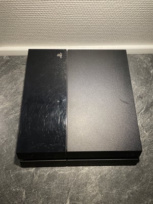 Playstation 4, God, Jeg sælger denne her Playstation 4 da jeg har fået en Playstation 5. Jeg har to 