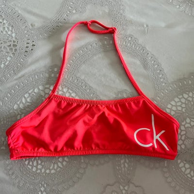 Badetøj, bikinitop, Calvin Klein , str. 146, Calvin Klein bikinitop. Ca str 146 cm.Toppen måler 58 c