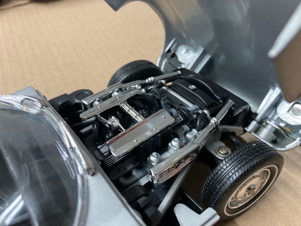 Modelbil, Jaguar E-type 1971 V12 1/18, skala 1/18