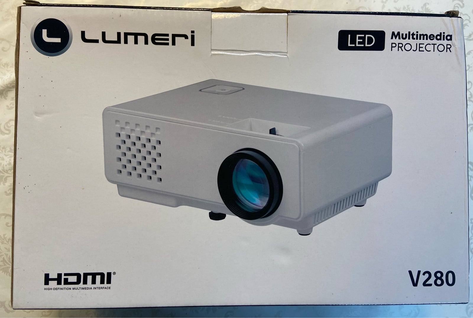Projektor, Lumeri, V280