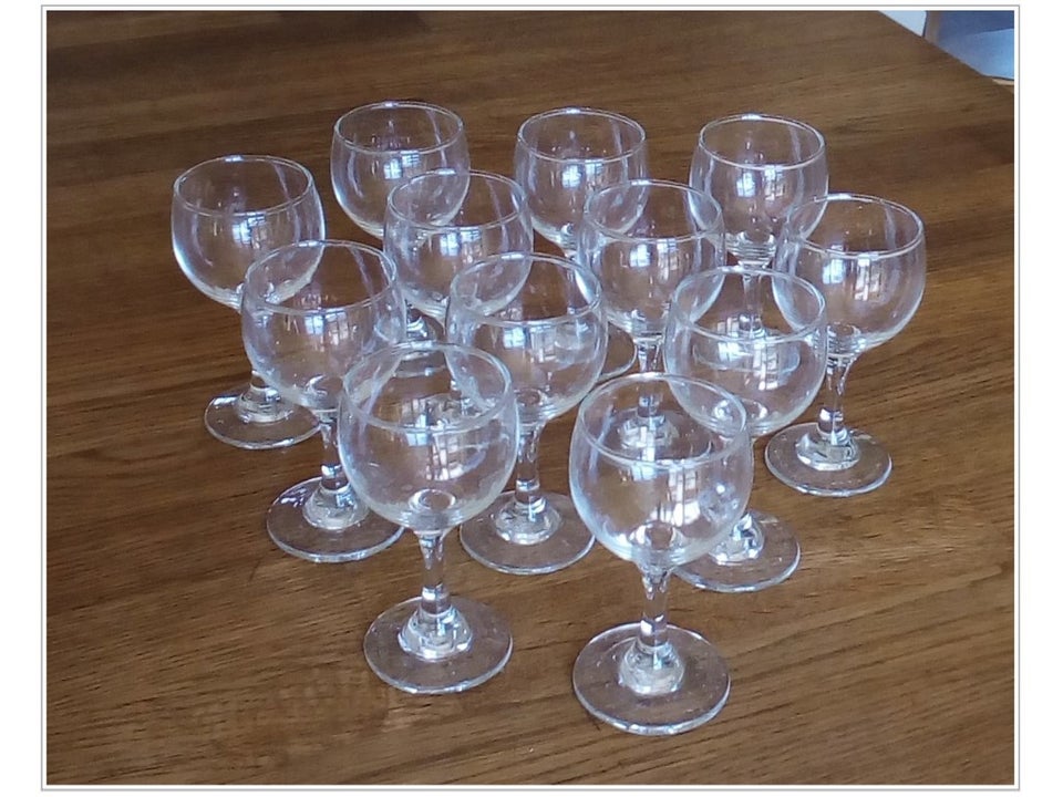 Glas, vinglas, skåle og sylteglas