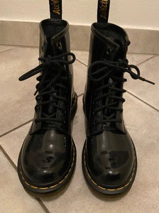 Find Dr Martens 37 Herning p DBA k b og salg af nyt og brugt