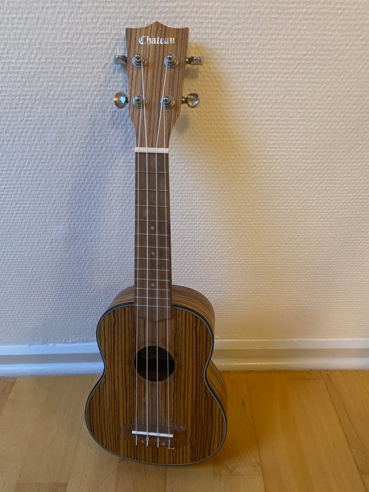 Ukulele, Chateau C08-u2100z